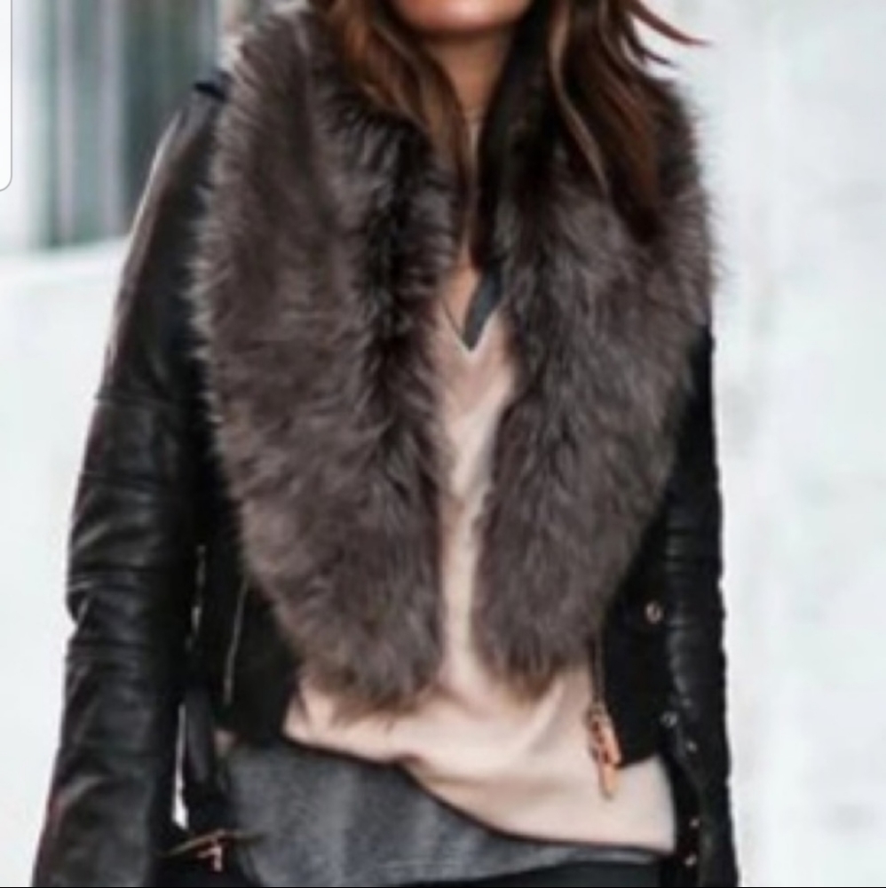 ๐๐HP 8/21๐๐Faux Fur Shawl/Collar - Picture 7 of 7